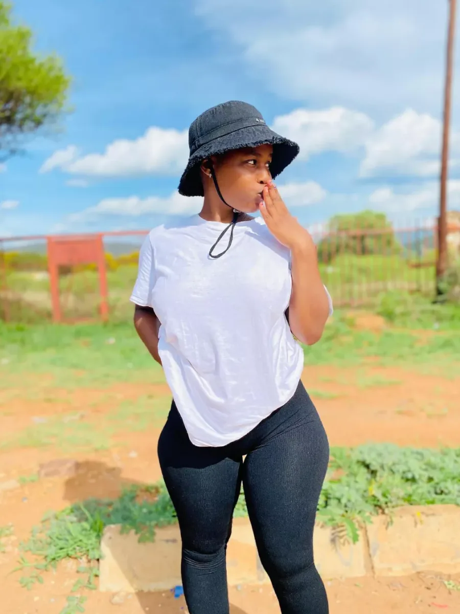 Veronica, independent escort in Eastleigh, Nairobi. Verified