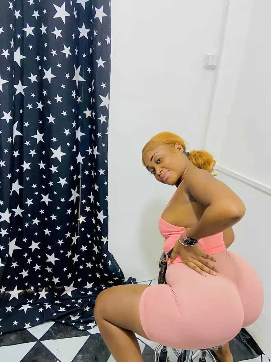 Eshee, independent escort in Eastleigh, Nairobi. Verified