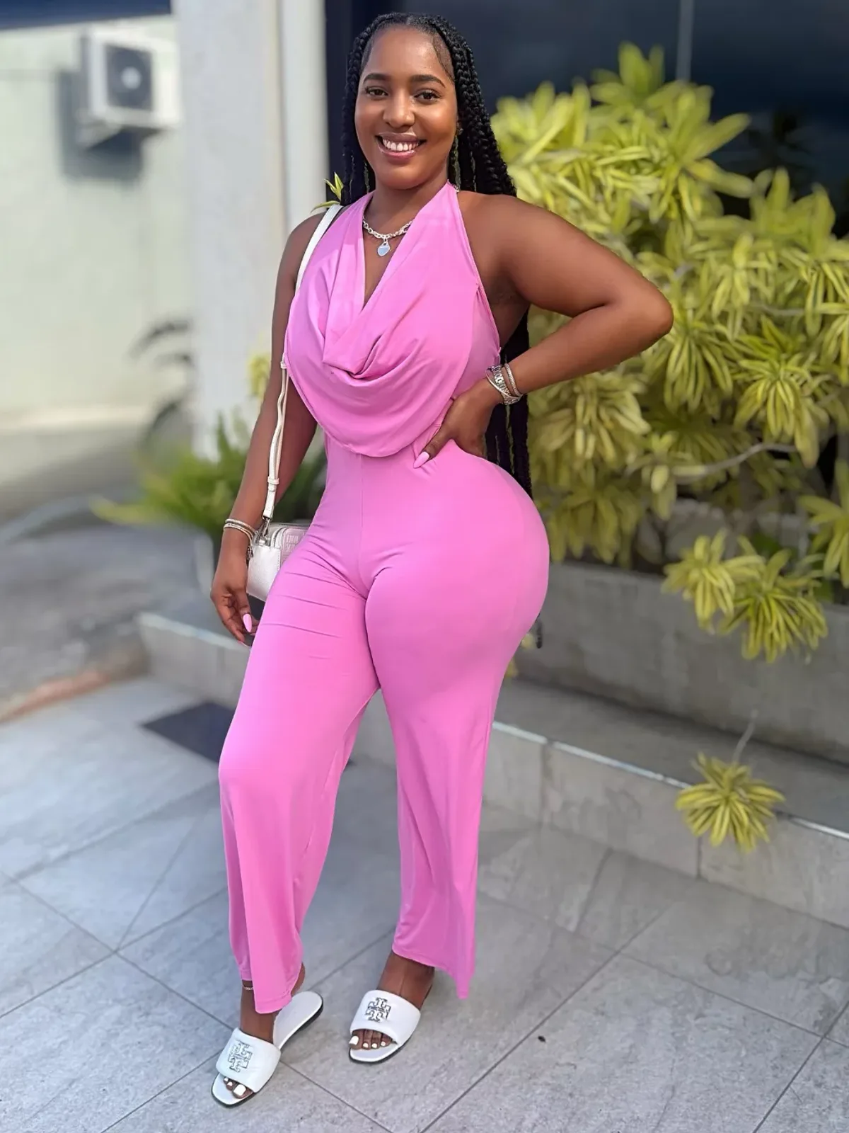 Quinn – beautiful escort in Kasarani, Nairobi. Verified