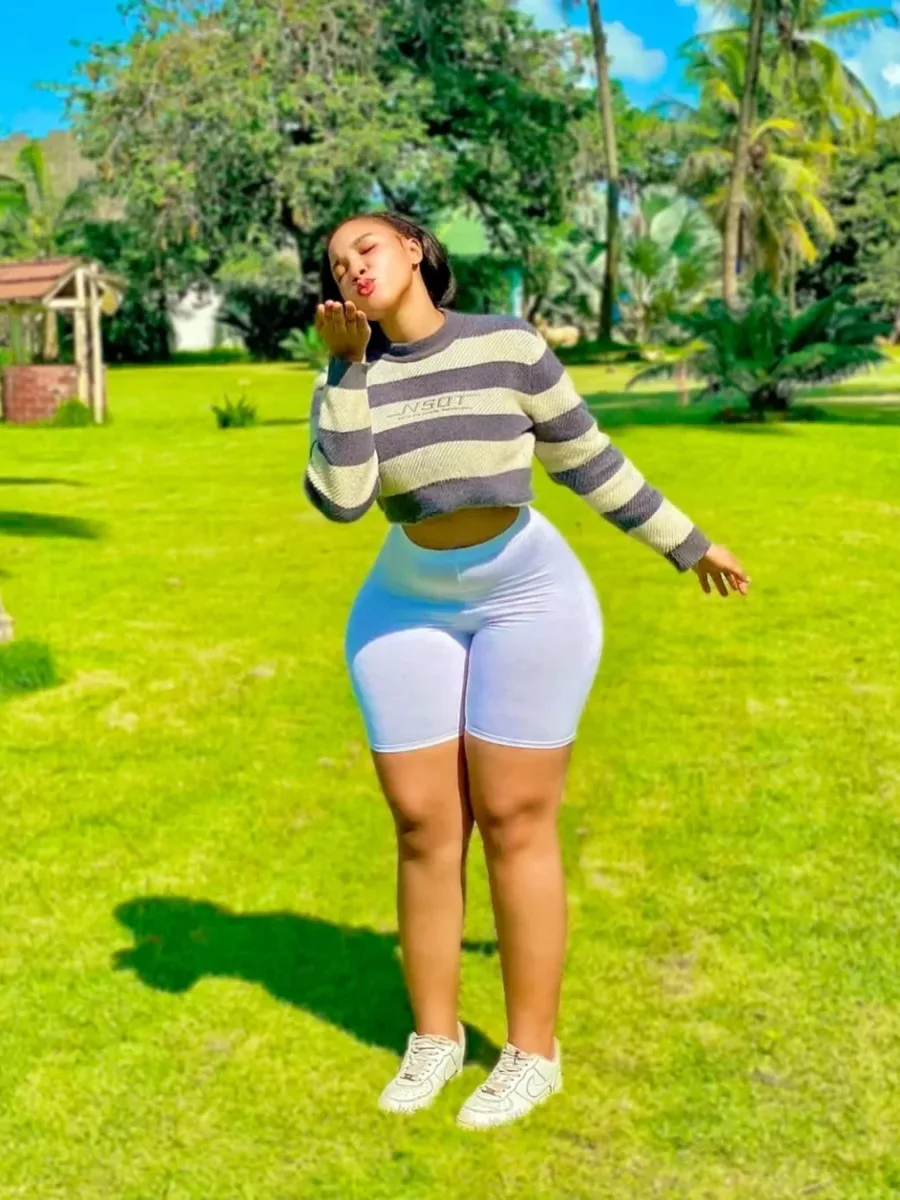 Xia, independent escort in Roysambu, Nairobi. Verified