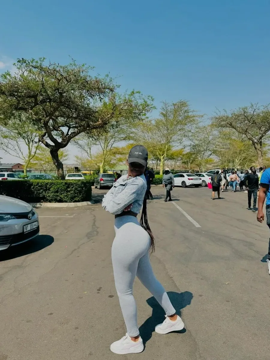 Dao Silver, escort girl in Ruaka, Kiambu. Verified
